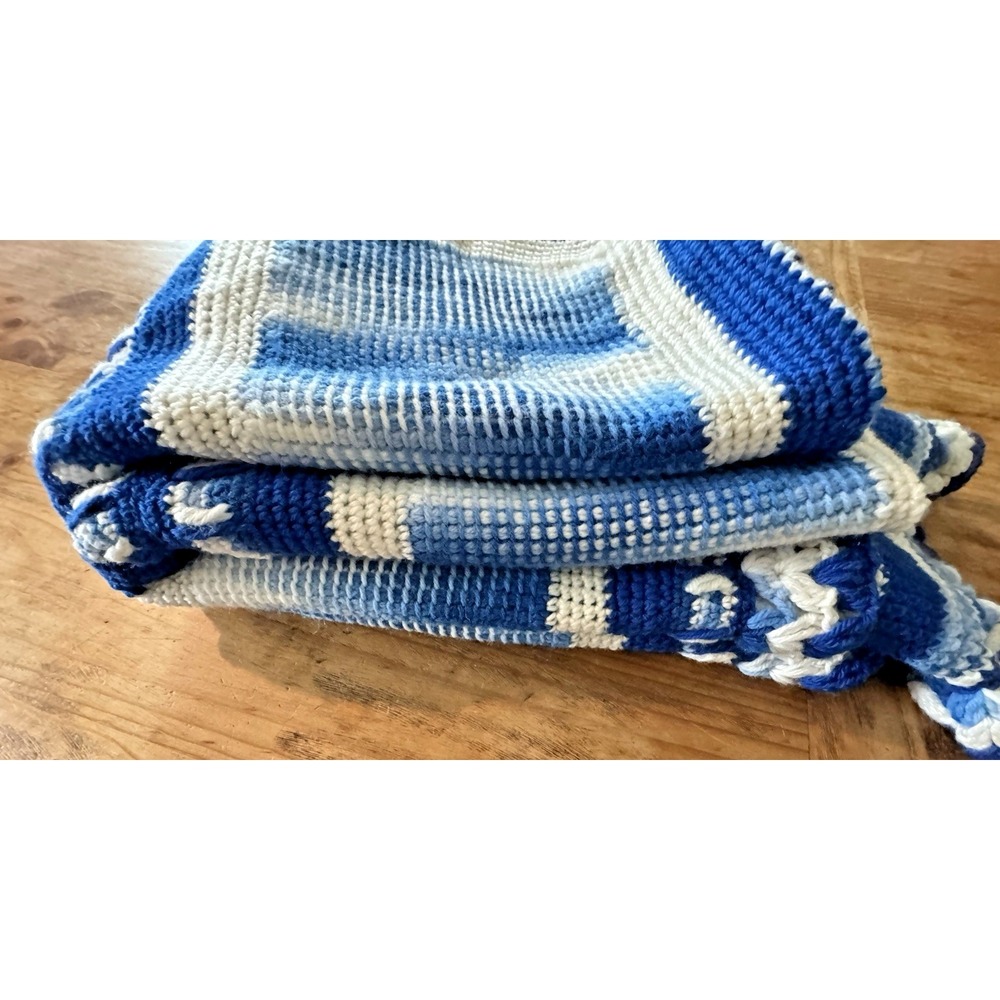 Handmade Crochet Afghan Throw Blue White Artisan Ruffle Shell Border 60 X 72" in - Picture 10 of 13